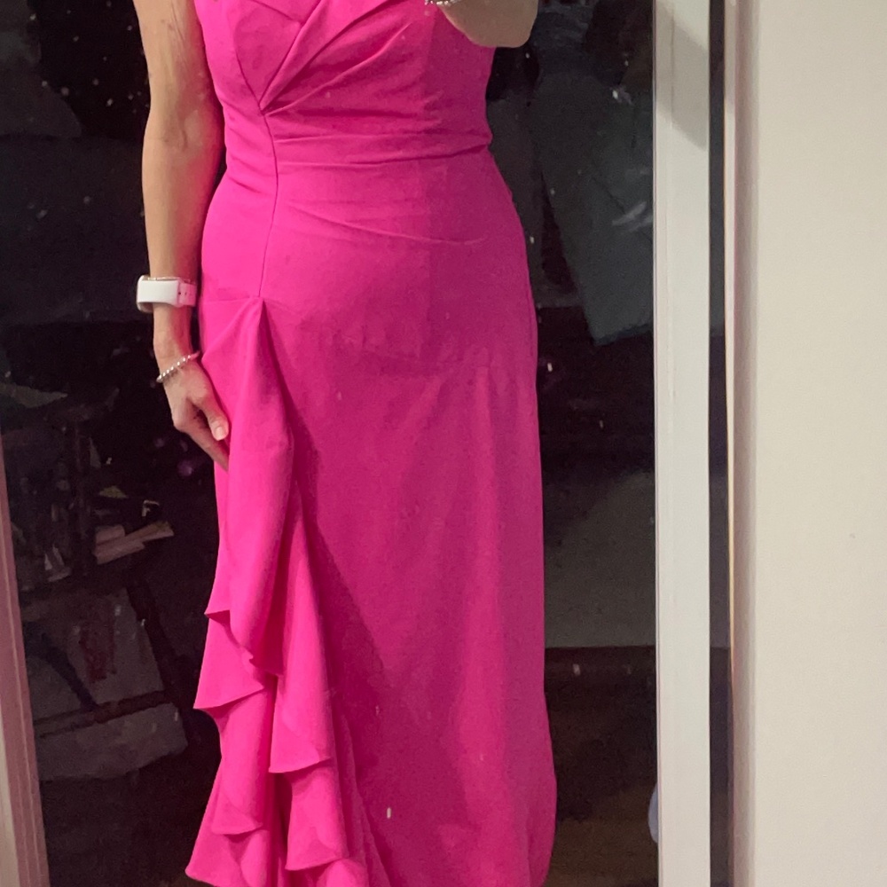Ladies Formal Dress-new with tags